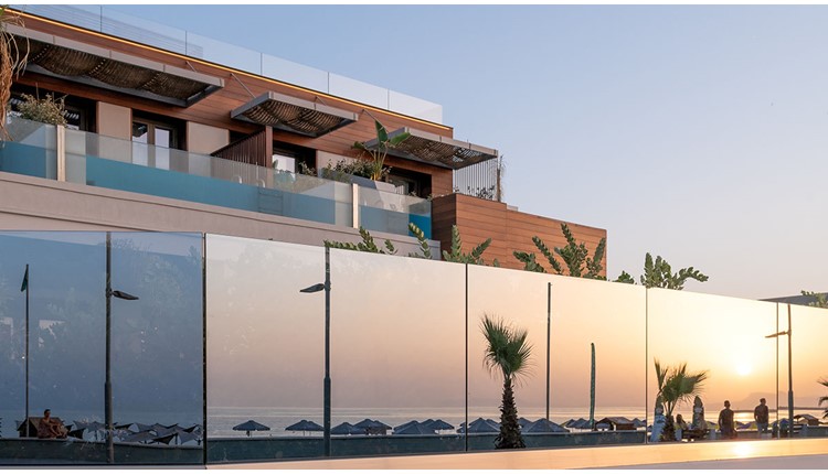 Ikones Seafront Luxury Suites, Крит